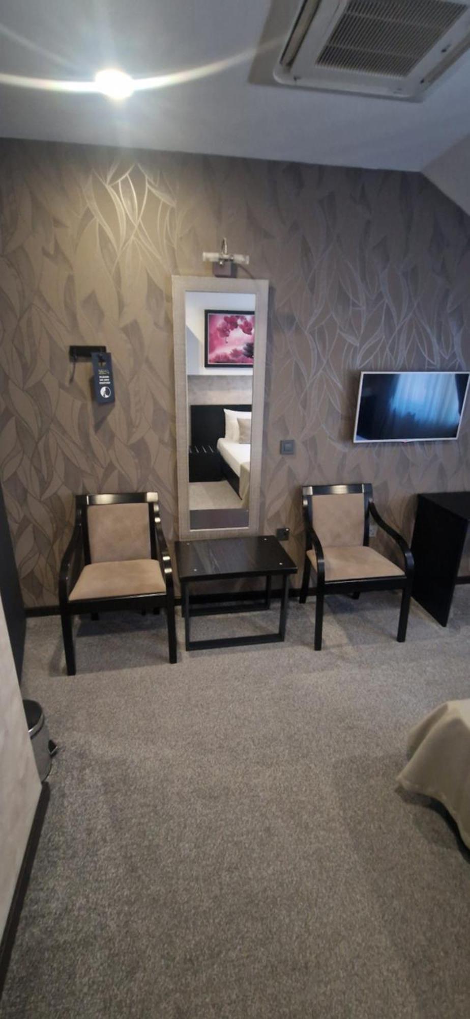 Garni Hotel Zen Free Parking Ni Extérieur photo